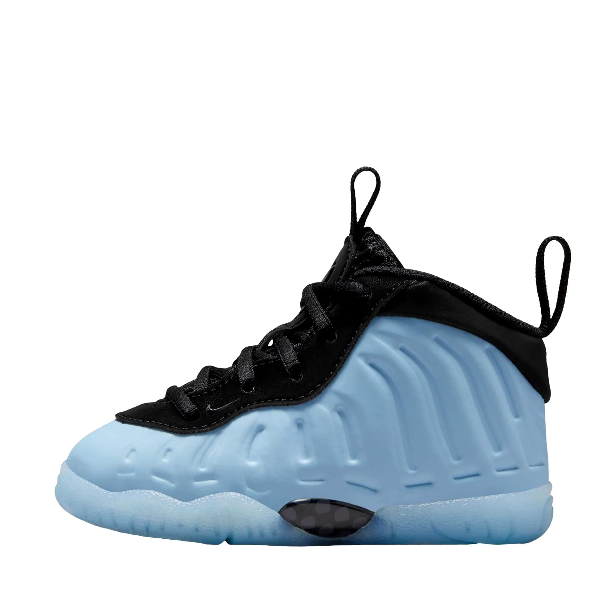 Кроссовки Nike Little Posite One Psychic Blue/Black HJ7653-400 для малышей
Кроссовки Nike Little Posite One Psychic Blue/Black HJ7653-400 для малышей