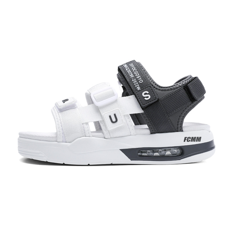 Пляжные сандалии мужские. В комплекте коробка FCMM, White Black 
Пляжные сандалии мужские. В комплекте коробка FCMM, White Black