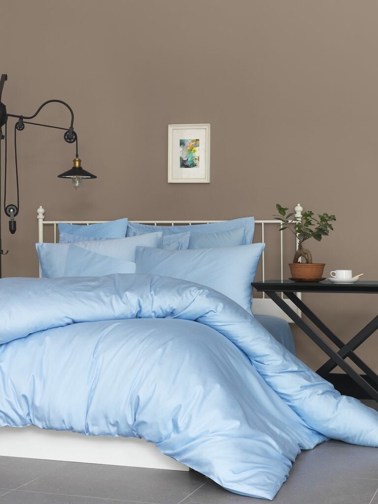 L'Essentiel Linge de Maison, De Blue, комплект пододеяльников Satin King (FR), синий, 100 % хлопковый сатин, 240 x 220 см
L'Essentiel Linge de Maison, De Blue, комплект пододеяльников Satin King (FR), синий, 100 % хлопковый сатин, 240 x 220 см