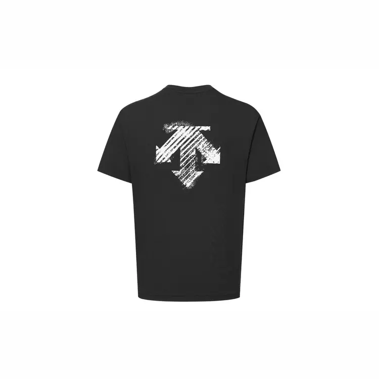 Футболка серии ESSENTIAL унисекс Descente, белый
Футболка серии ESSENTIAL унисекс Descente, белый