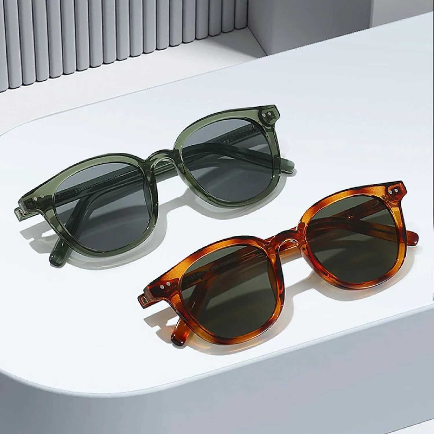 Модные овальные женские солнцезащитные очки класса люкс в стиле ретро с заклепками, мужские темно-зеленые с защитой от УФ-излучения UV400 HHZZYVY, Brown Champagne
Модные овальные женские солнцезащитные очки класса люкс в стиле ретро с заклепками, мужские темно-зеленые с защитой от УФ-излучения UV400 HHZZYVY, Brown Champagne