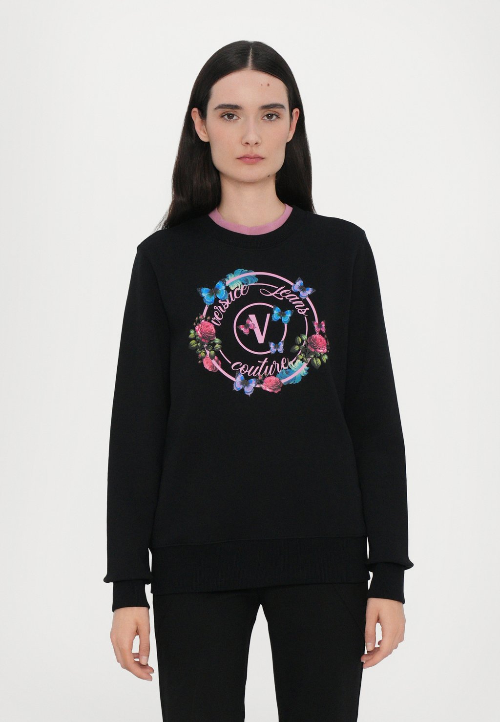 Толстовка V EMBLEM Versace Jeans Couture, черный
Толстовка V EMBLEM Versace Jeans Couture, черный