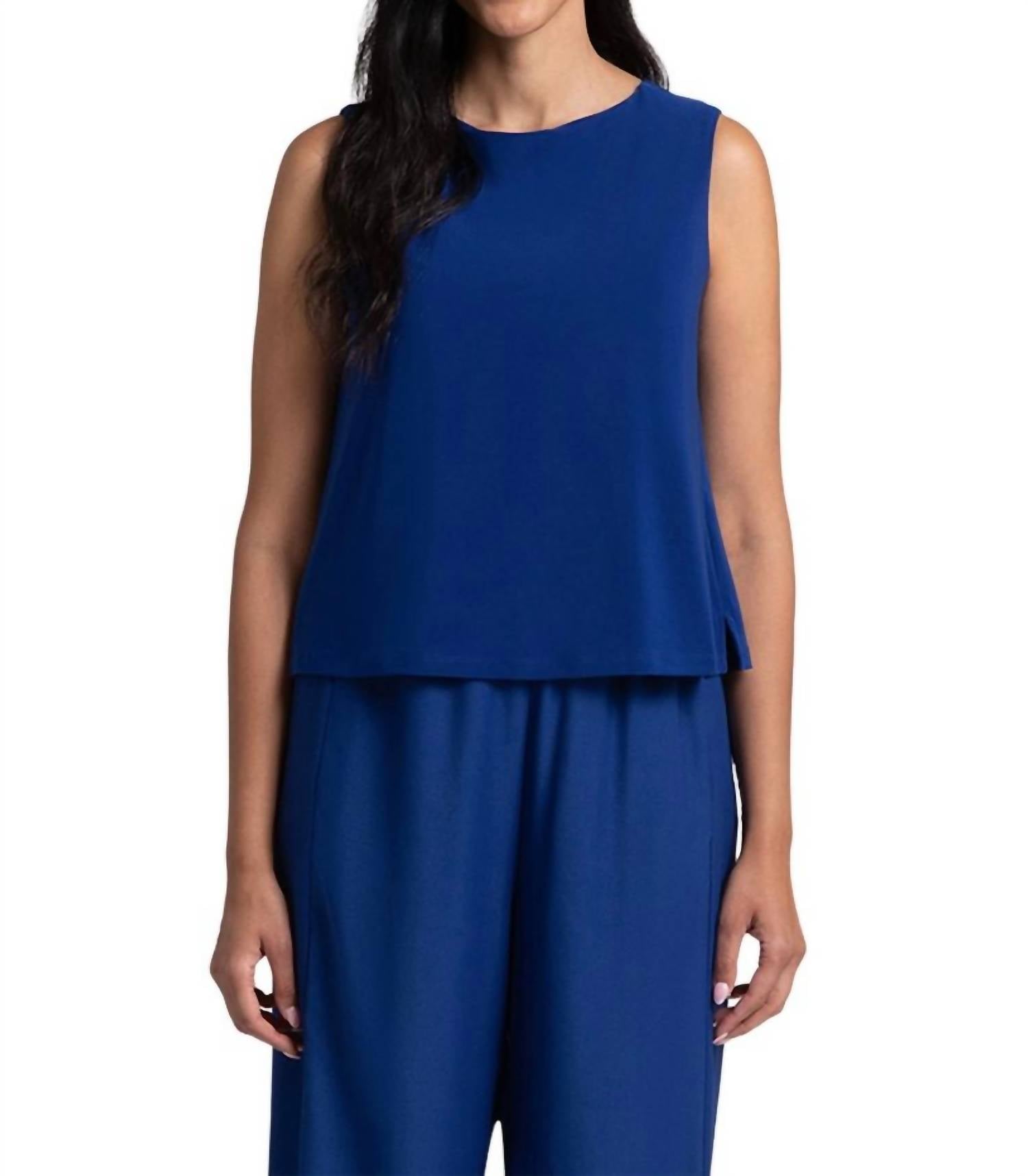 Расклешенный топ-ракушка в сумерках Sympli, цвет twilight
Расклешенный топ-ракушка в сумерках Sympli, цвет twilight