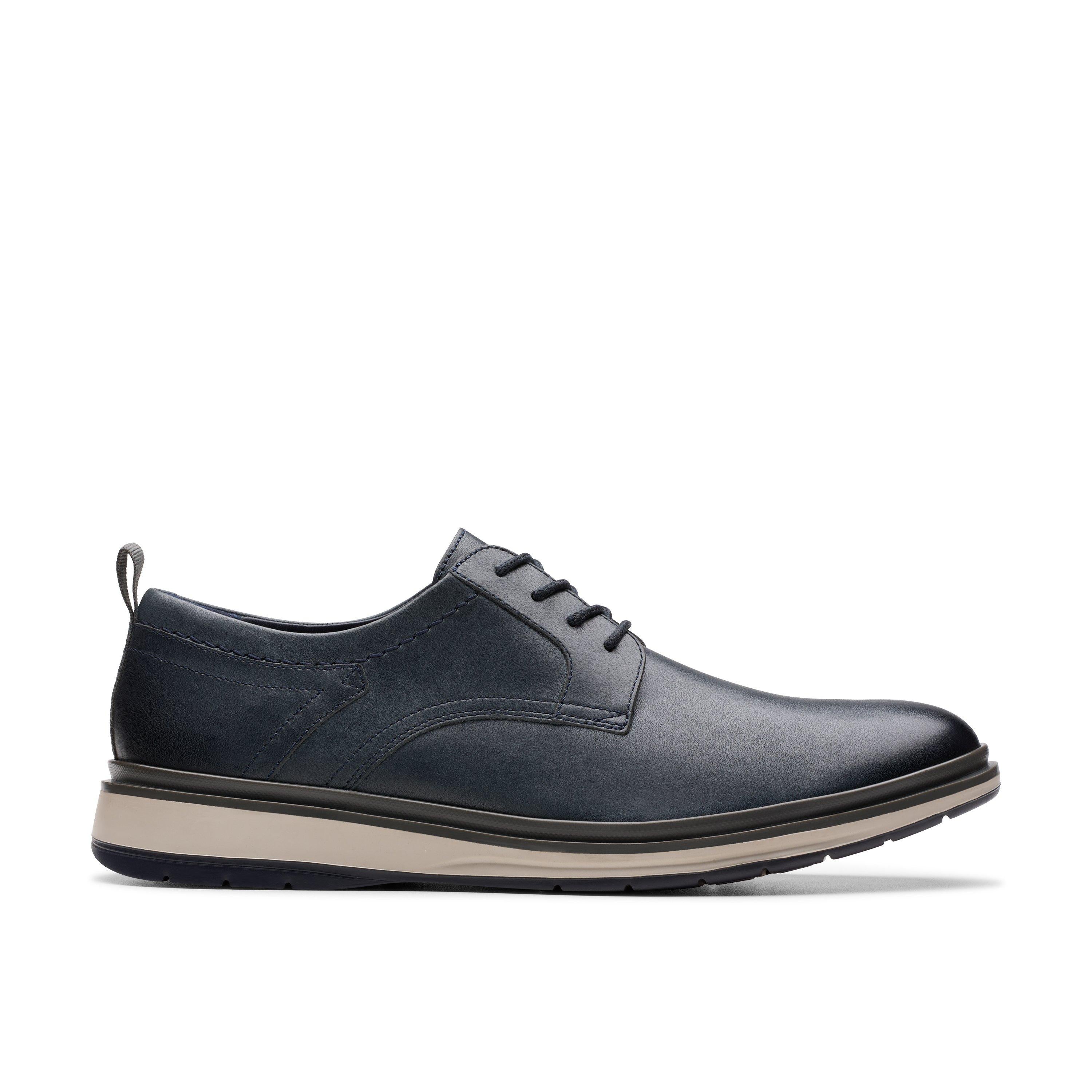 Clarks Chantry Lo в синей коже
Clarks Chantry Lo в синей коже