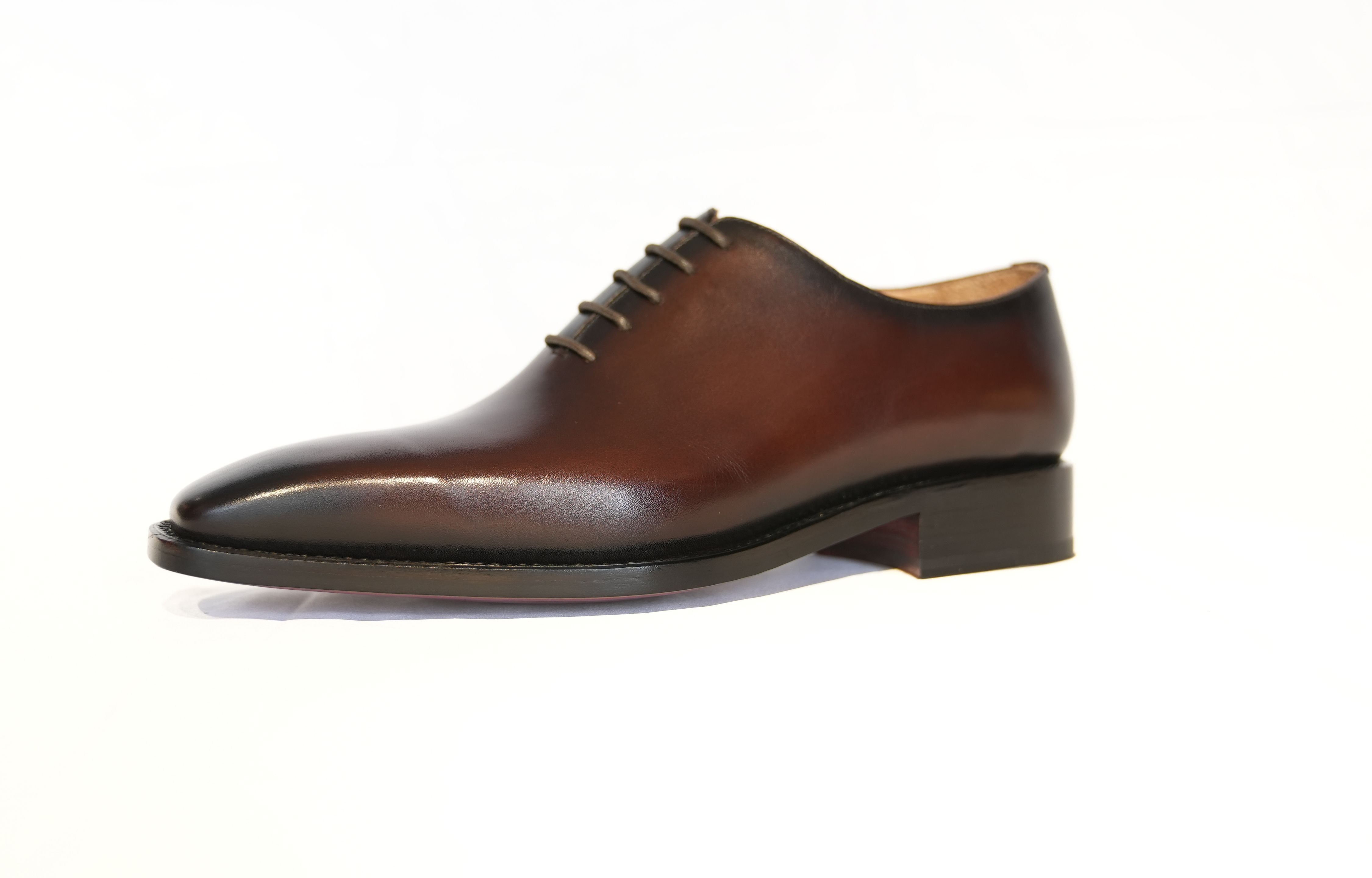 ANTONIO BAREZZI Мужские классические туфли кофейного цвета, цвет Coffee
ANTONIO BAREZZI Мужские классические туфли кофейного цвета, цвет Coffee