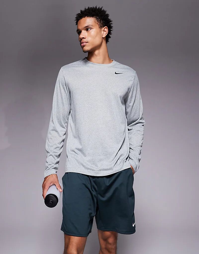 Длинный топ Nike Training Legend Dri-FIT серого цвета
Длинный топ Nike Training Legend Dri-FIT серого цвета