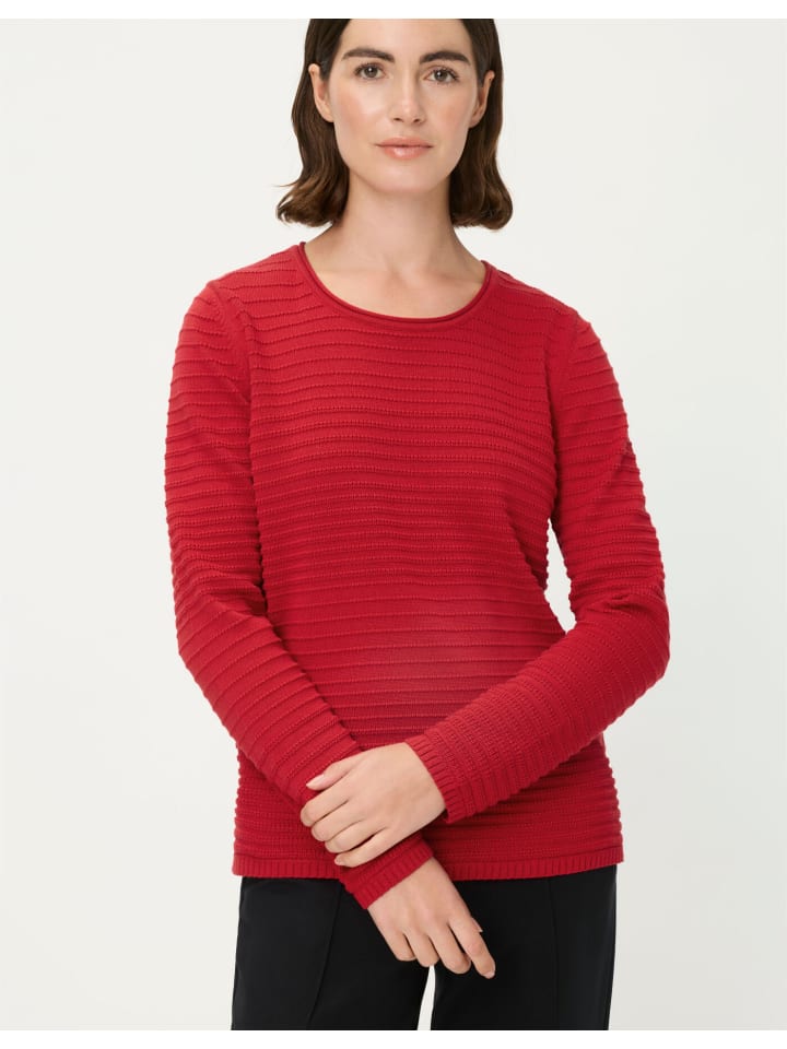 Свитер в истинно красном цвете Olsen
Свитер в истинно красном цвете Olsen