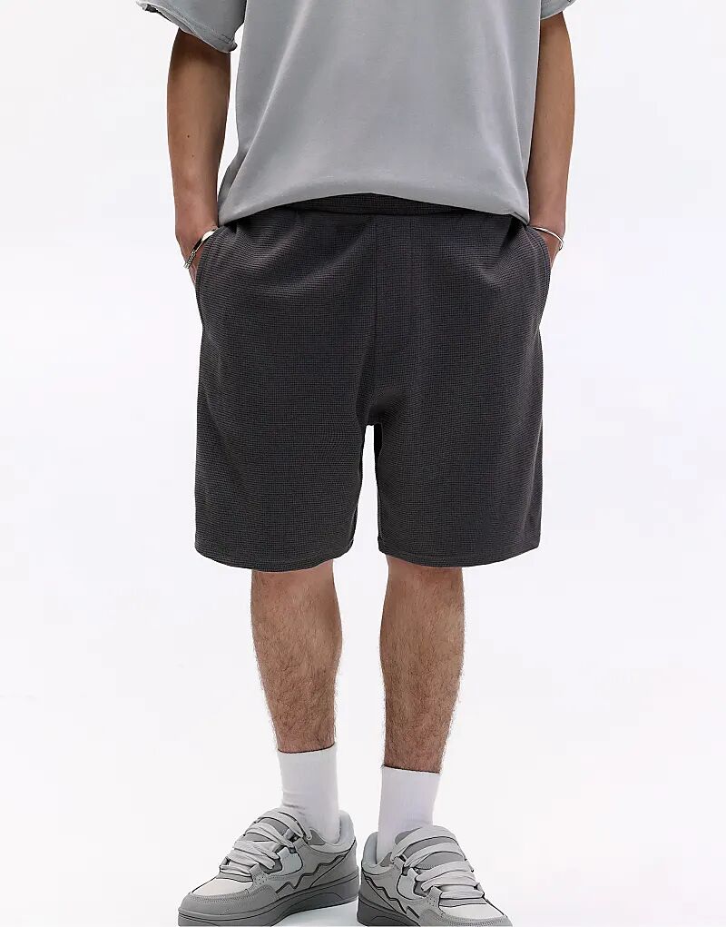 Бермуды Pull&Bear из вафельной ткани темно-серого цвета
Бермуды Pull&Bear из вафельной ткани темно-серого цвета