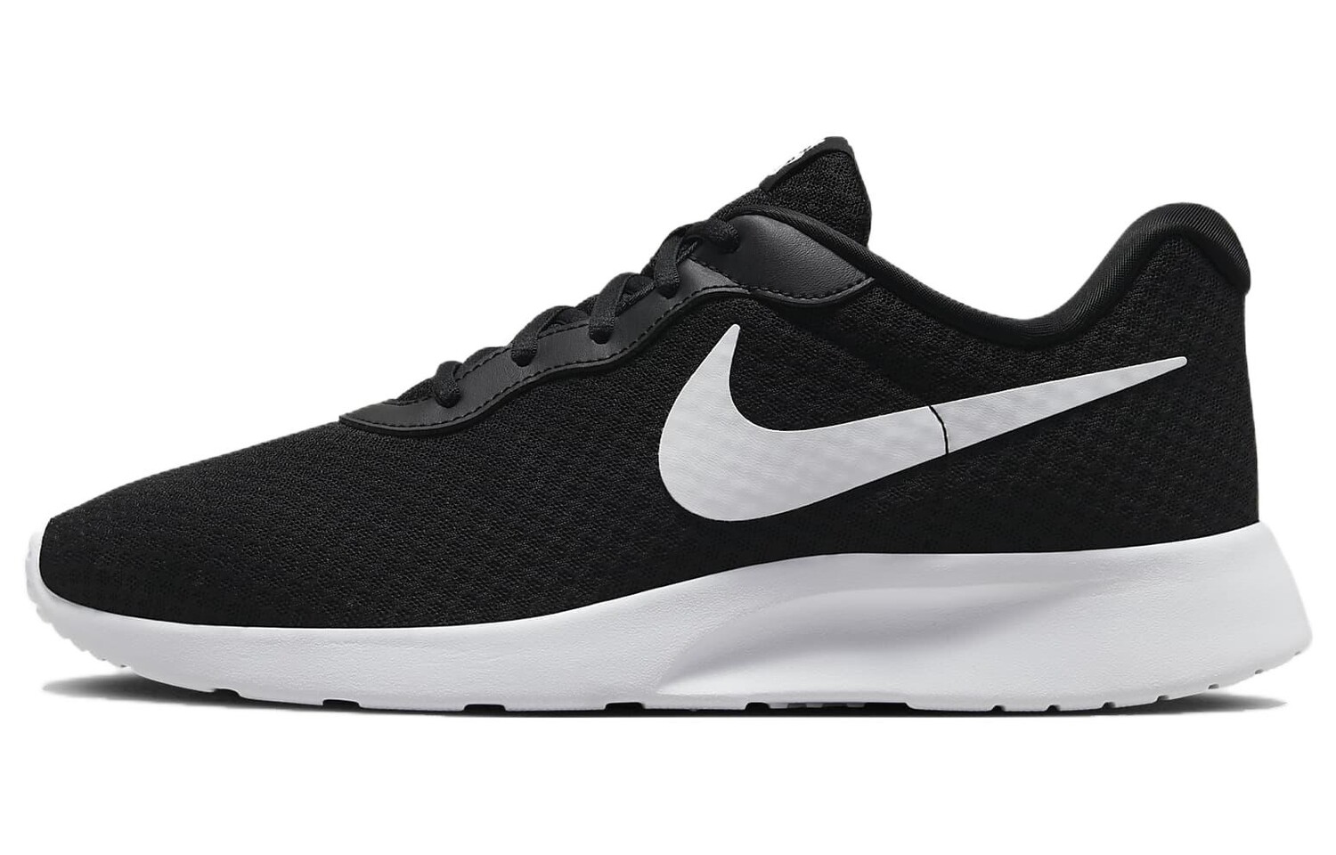 Мужская обувь Nike Tanjun Lifestyle
Мужская обувь Nike Tanjun Lifestyle