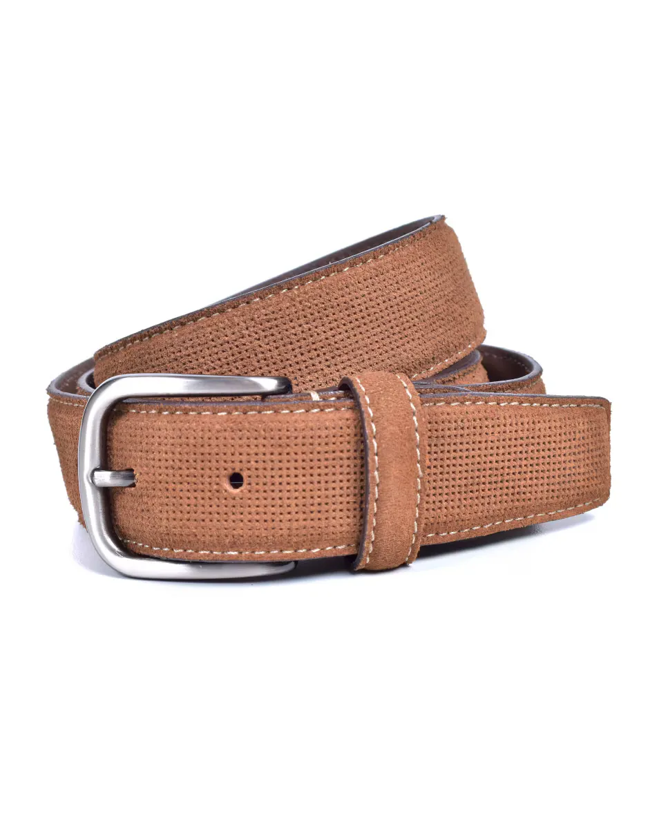 Мужской коричневый замшевый ремень с гравировкой Miguel Bellido
Мужской коричневый замшевый ремень с гравировкой Miguel Bellido