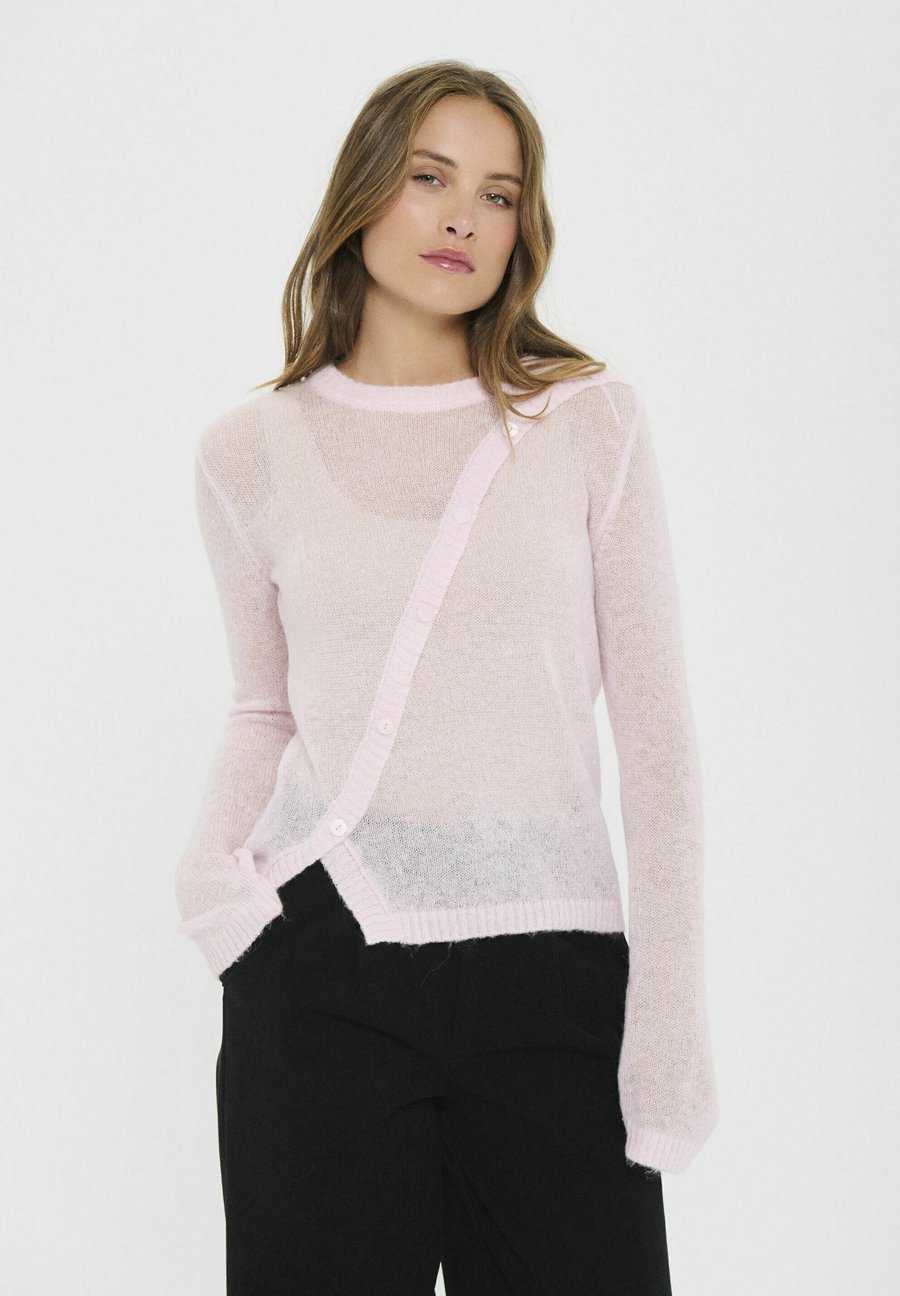 Джемпер Saint Tropez ANELISZ ASYMMETRIC, Barely Pink Melange/Pink
Джемпер Saint Tropez ANELISZ ASYMMETRIC, Barely Pink Melange/Pink