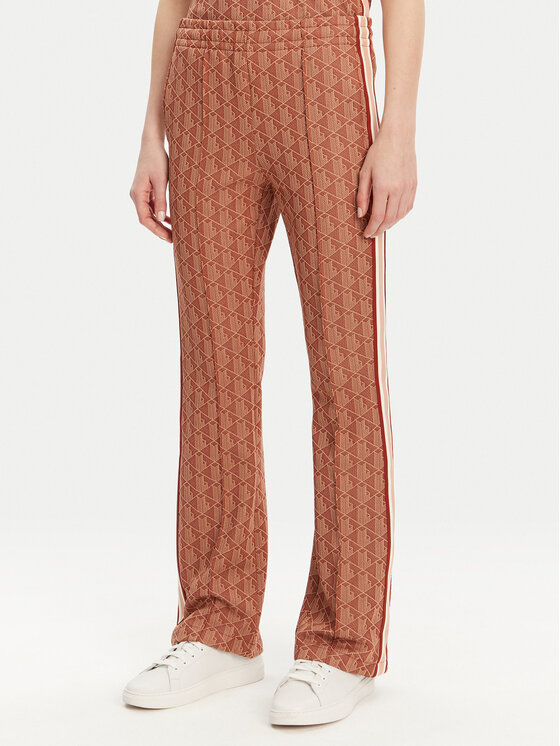 Спортивные брюки обычного кроя XF9313 Lacoste, оранжевый
Спортивные брюки обычного кроя XF9313 Lacoste, оранжевый