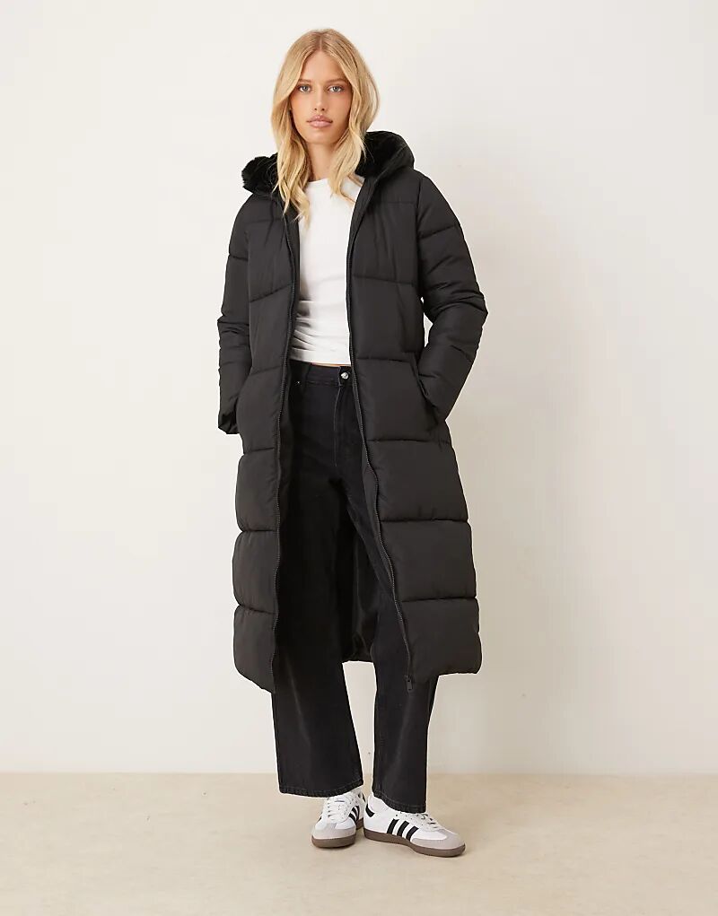 Утепленная куртка Brave Soul Maxi с раздельным капюшоном черного цвета
Утепленная куртка Brave Soul Maxi с раздельным капюшоном черного цвета