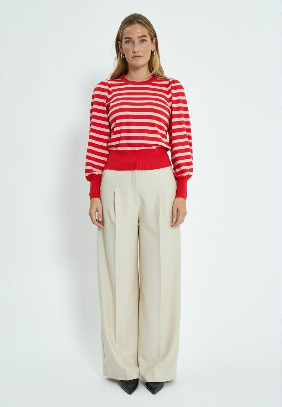 Джемпер Minus LIVA LONG SLEEVE, S Tomato Striped/Red
Джемпер Minus LIVA LONG SLEEVE, S Tomato Striped/Red