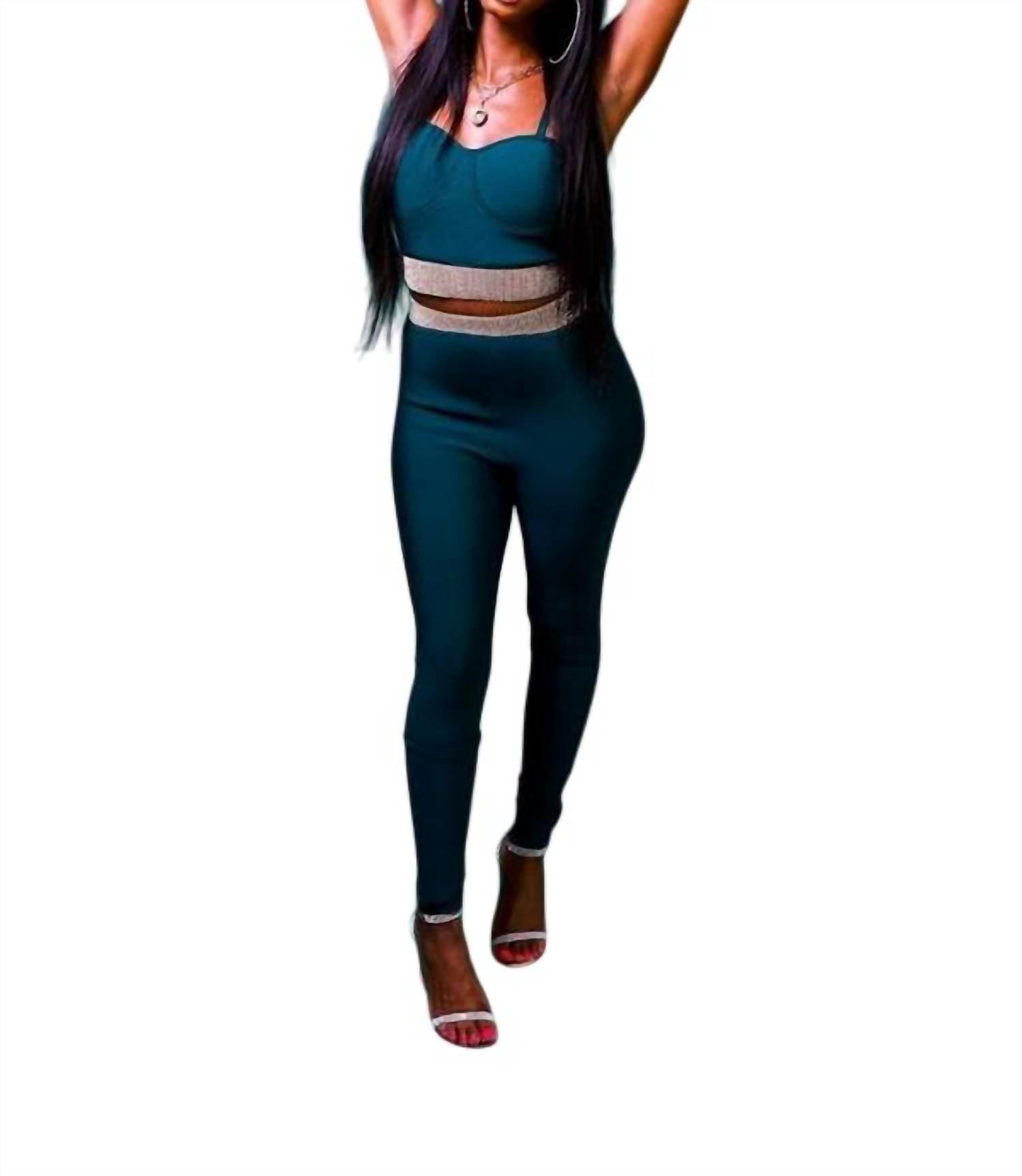 Зеленый топ с принтом в виде валюты Porshia By Porshia Banks
Зеленый топ с принтом в виде валюты Porshia By Porshia Banks