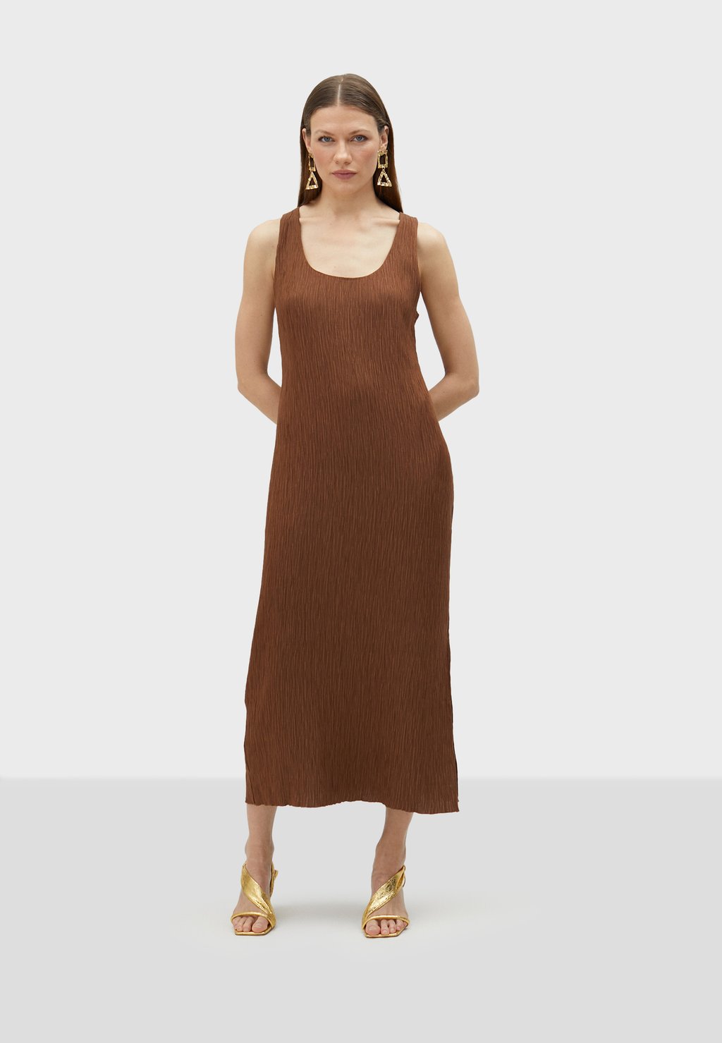 Повседневное платье LOLA CASADEMUNT, коричневый
Повседневное платье LOLA CASADEMUNT, коричневый