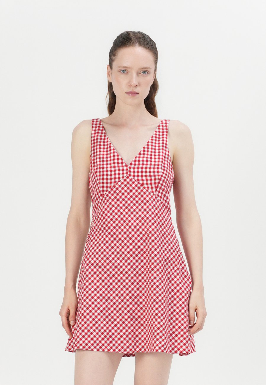 Платье Abercrombie & Fitch SHORT DRESS, Light Red
Платье Abercrombie & Fitch SHORT DRESS, Light Red