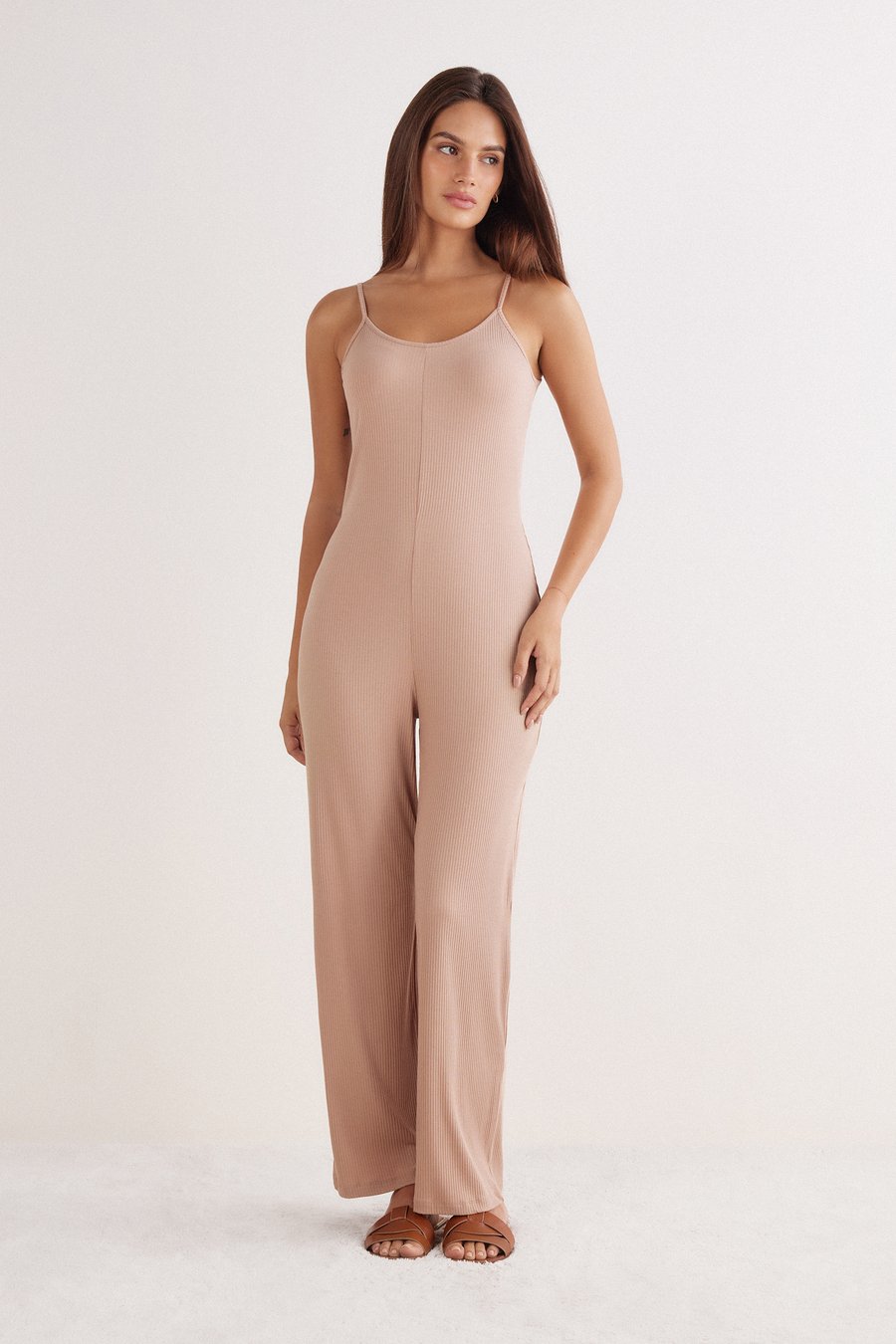 Комбинезон Intimissimi Jumpsuit, Natural/Tan
Комбинезон Intimissimi Jumpsuit, Natural/Tan