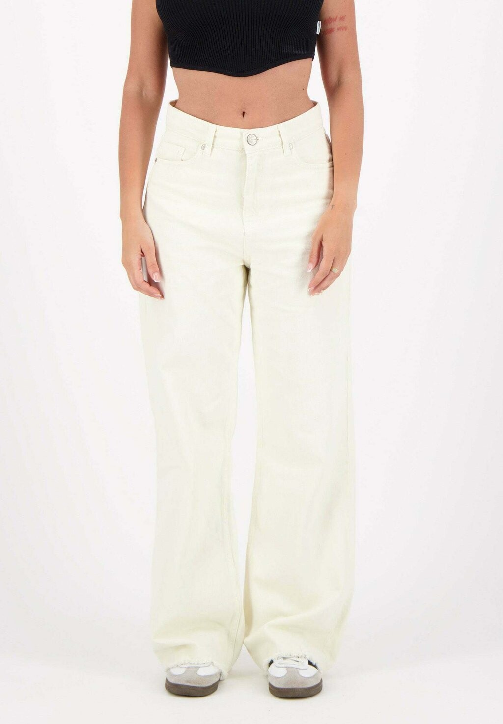 Расклешенные джинсы WIDE Sixth June, бежевый
Расклешенные джинсы WIDE Sixth June, бежевый