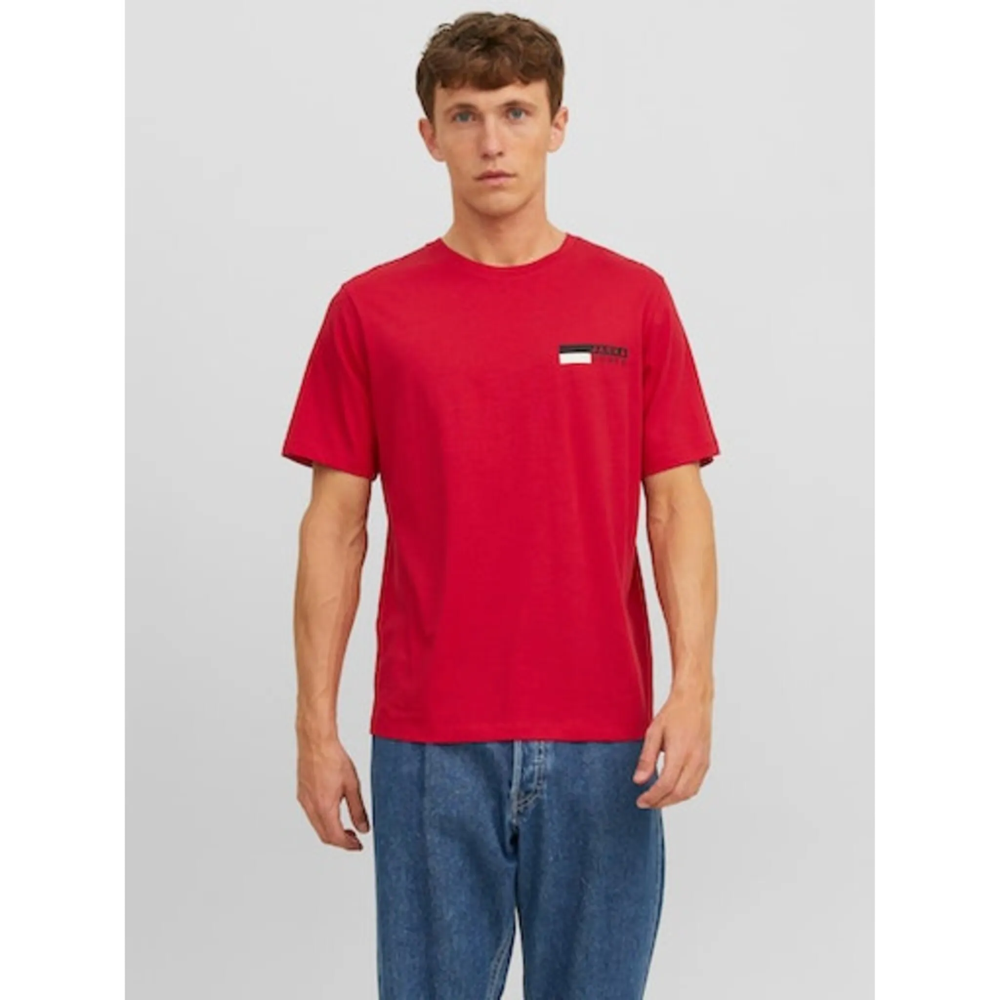 Рубашка с круглым вырезом Jack & Jones "JJECORP LOGO TEE PLAY SS O-NECK NOOS", красный
Рубашка с круглым вырезом Jack & Jones "JJECORP LOGO TEE PLAY SS O-NECK NOOS", красный