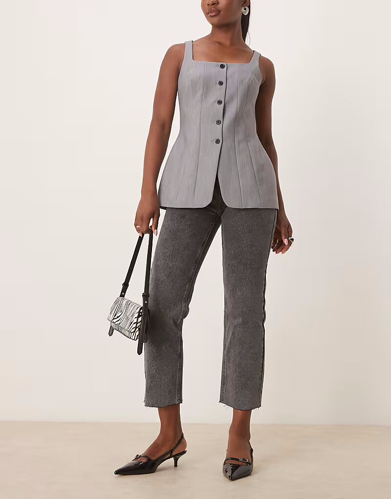 Гламурные прямые джинсы черного цвета с эффектом кислотной стирки Glamorous
Гламурные прямые джинсы черного цвета с эффектом кислотной стирки Glamorous