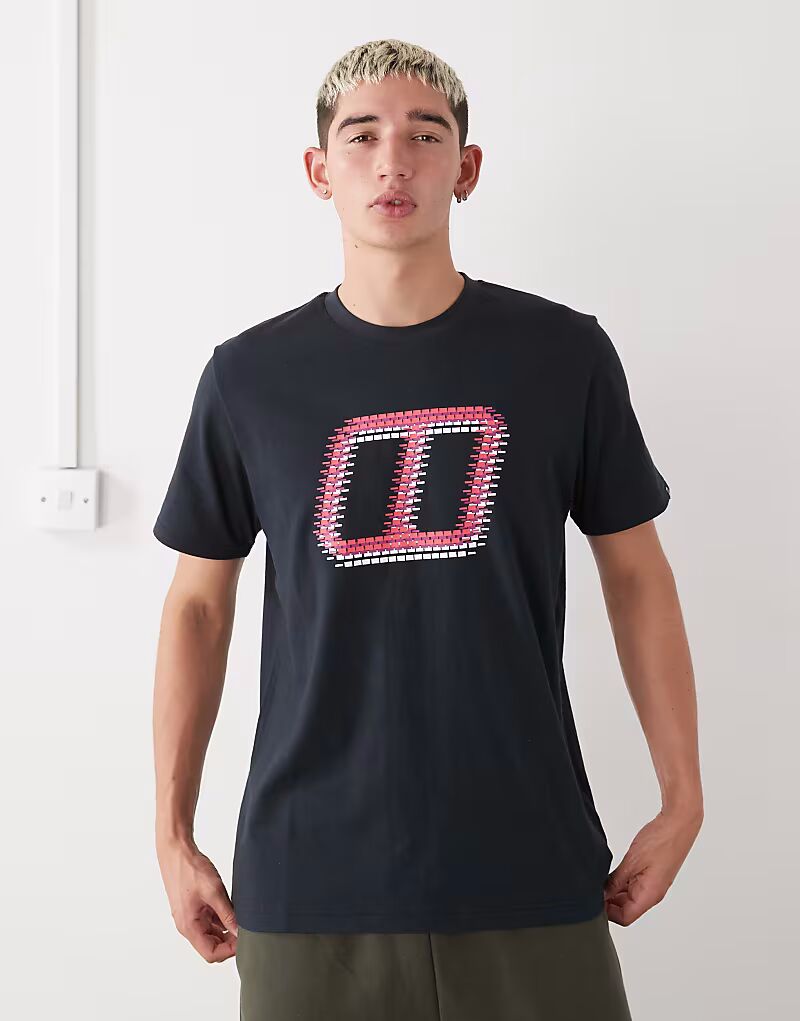 Футболка с блестками, черная Berghaus
Футболка с блестками, черная Berghaus