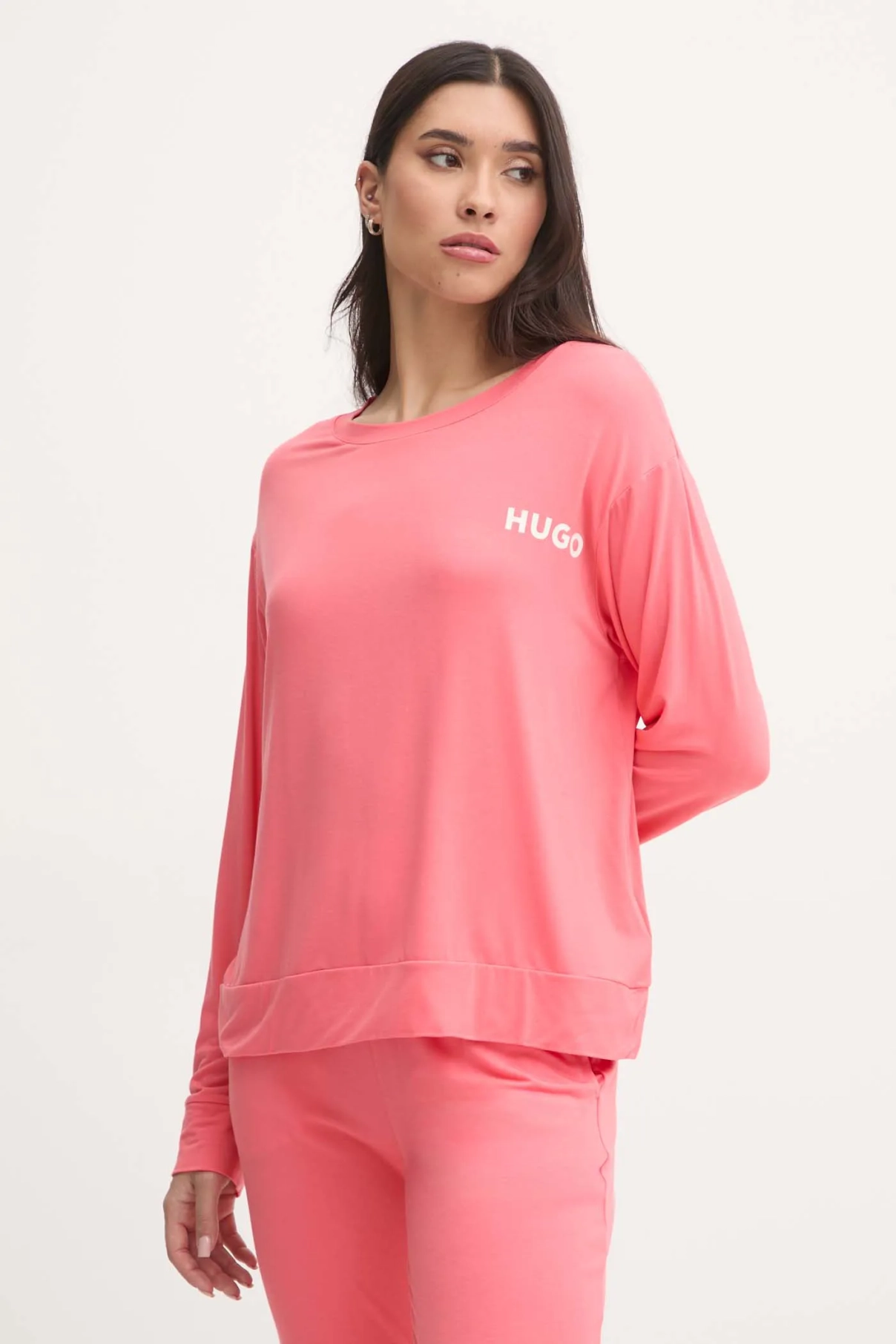 Лучшая ночь HUGO, оранжевый
Лучшая ночь HUGO, оранжевый