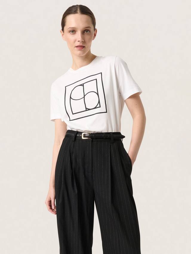 Футболка с геометрическим логотипом varga Soaked In Luxury, цвет Broken White
Футболка с геометрическим логотипом varga Soaked In Luxury, цвет Broken White