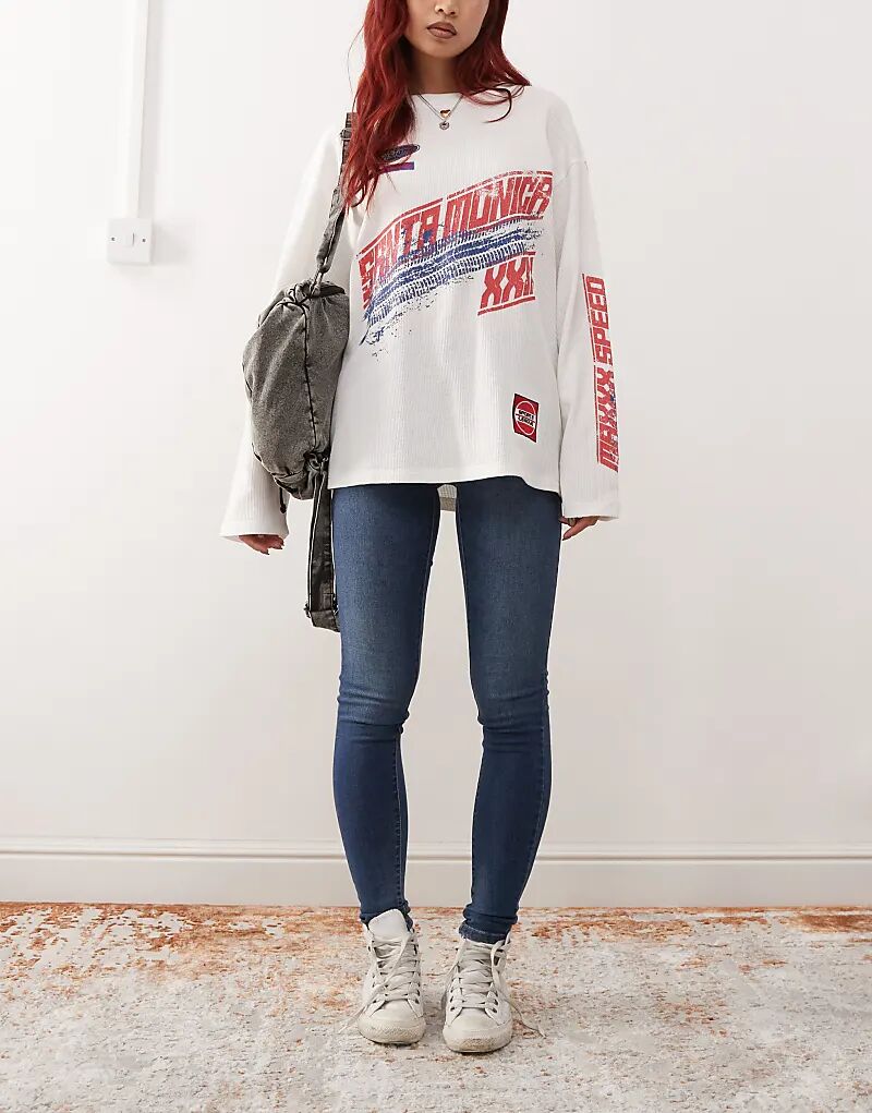 Джинсы Jen push up темно-синего цвета Noisy May
Джинсы Jen push up темно-синего цвета Noisy May