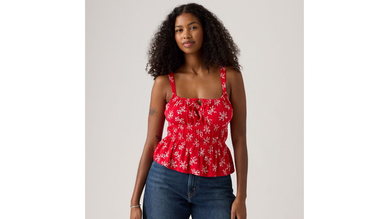 Блузка Эмбри Levi's, True Red Floral - Red
Блузка Эмбри Levi's, True Red Floral - Red