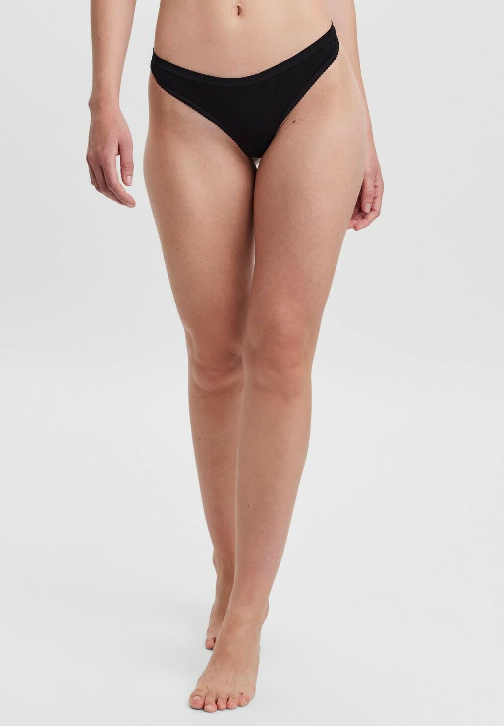 Стринги 4 PACK Vero Moda, черный
Стринги 4 PACK Vero Moda, черный