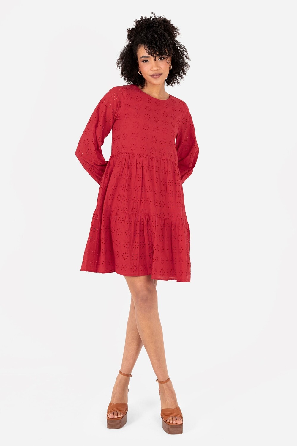 Свободное платье с длинными рукавами и английской вышивкой Lovedrobe, красный
Свободное платье с длинными рукавами и английской вышивкой Lovedrobe, красный