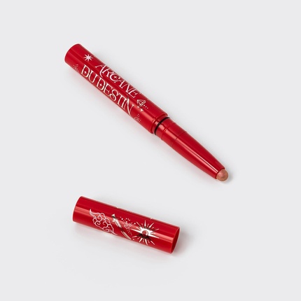 Тени для век в стике Arcane Du Destin Rosenfeuer Vivienne Sabo
Тени для век в стике Arcane Du Destin Rosenfeuer Vivienne Sabo