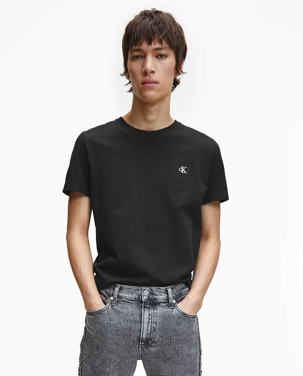 Мужская черная футболка из органического хлопка с короткими рукавами Calvin Klein Jeans, черный
Мужская черная футболка из органического хлопка с короткими рукавами Calvin Klein Jeans, черный