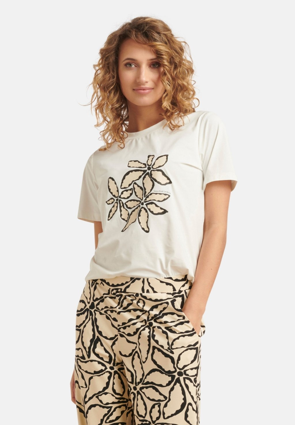 Футболка с принтом Smashed Lemon, белый
Футболка с принтом Smashed Lemon, белый