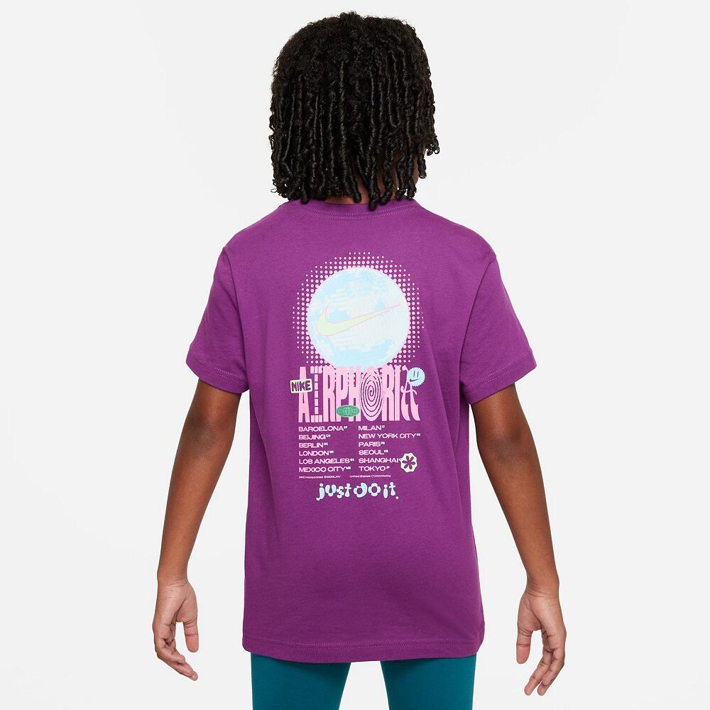 Футболка Nike Sportswear Airphoria Tour для девочек 6–20 лет с графическим рисунком Sci-Fi, цвет Viotech
Футболка Nike Sportswear Airphoria Tour для девочек 6–20 лет с графическим рисунком Sci-Fi, цвет Viotech