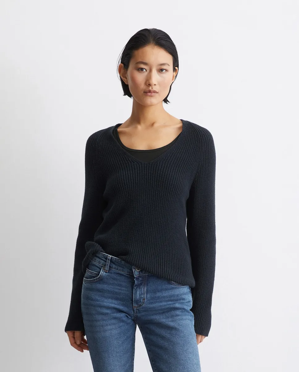 Женский джемпер обычного покроя, изготовленный из органического хлопка MARC O'POLO, черный
Женский джемпер обычного покроя, изготовленный из органического хлопка MARC O'POLO, черный