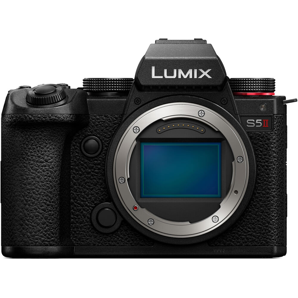 Беззеркальная камера Panasonic Lumix S5 II
Беззеркальная камера Panasonic Lumix S5 II