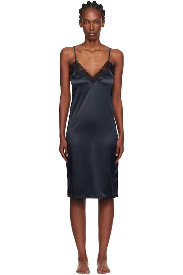 Атласное платье-комбинация миди «Аннабель» Yasmine Eslami, черный
Атласное платье-комбинация миди «Аннабель» Yasmine Eslami, черный