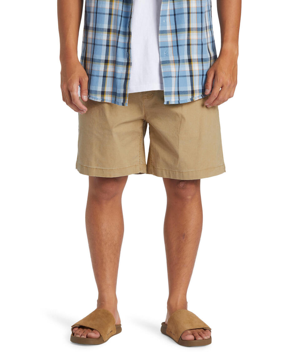 QUIKSILVER Шорты TAXER коричневые мужские
QUIKSILVER Шорты TAXER коричневые мужские