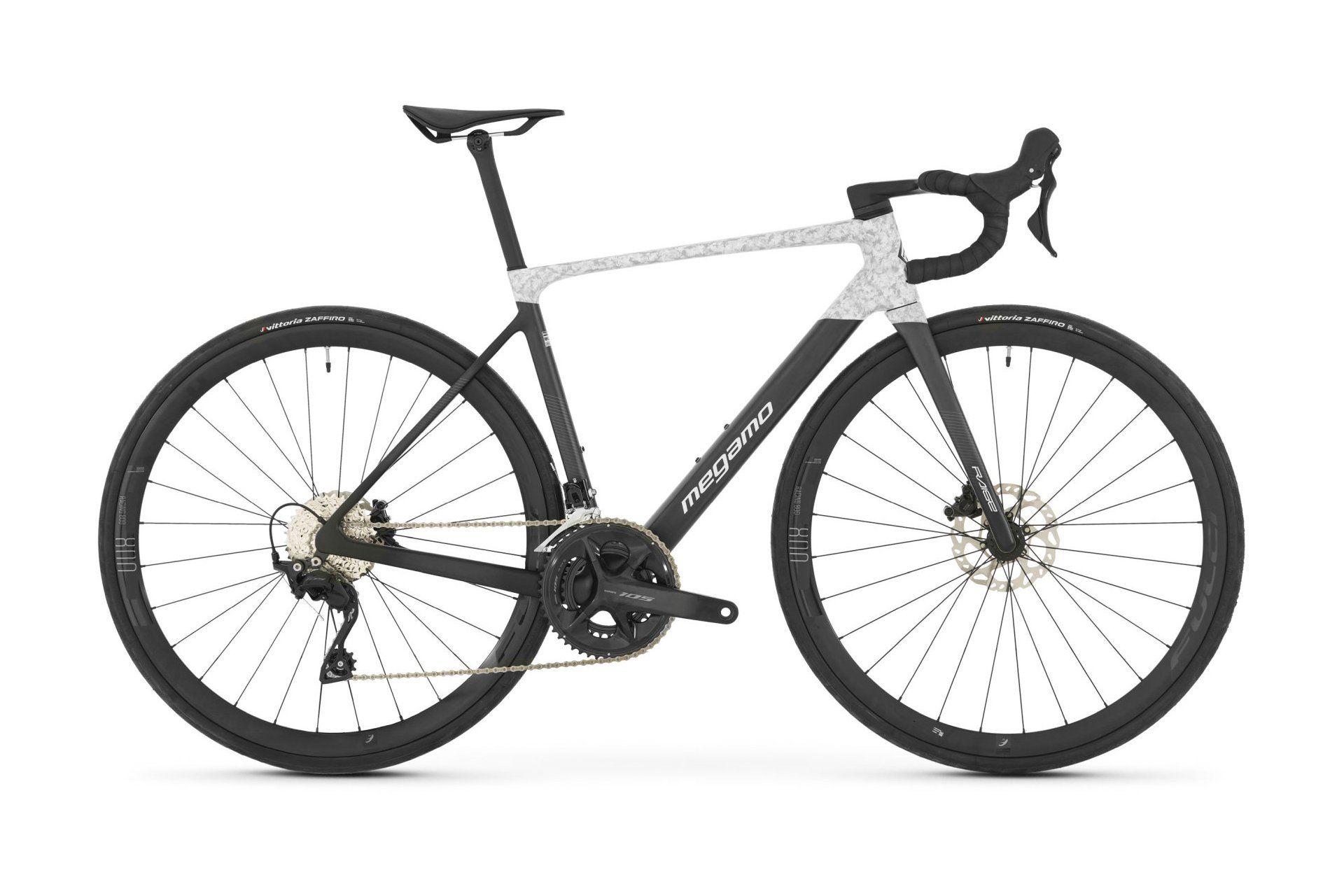 Шоссейный велосипед Megamo Raise 20 - 28 дюймов - diamant - 2026, grau | jade ud
Шоссейный велосипед Megamo Raise 20 - 28 дюймов - diamant - 2026, grau | jade ud