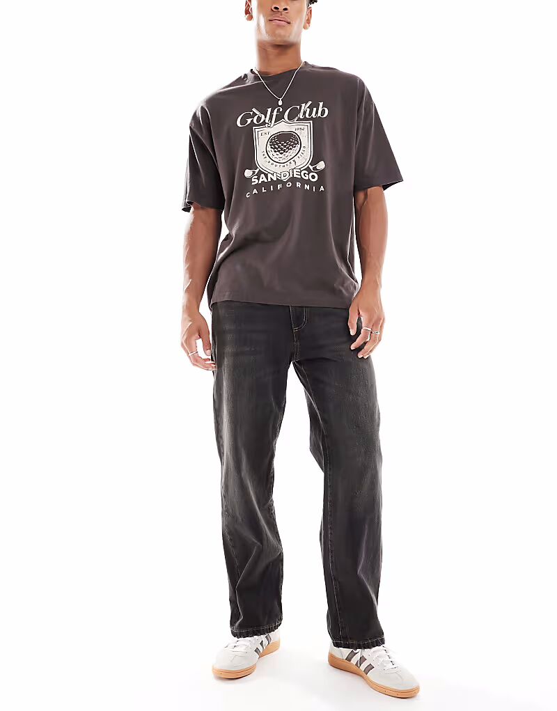 Свободные джинсы Pull&Bear черного цвета
Свободные джинсы Pull&Bear черного цвета