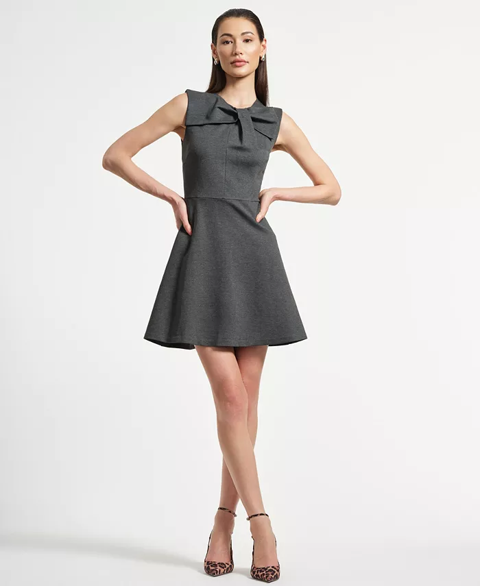 Женское платье без рукавов с бантом Isaac Mizrahi, серый 
Женское платье без рукавов с бантом Isaac Mizrahi, серый