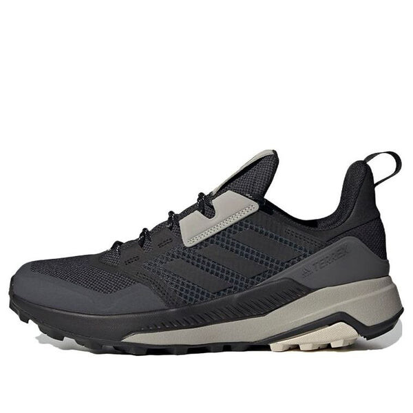 Кроссовки terrex trailmaker Adidas, черный
Кроссовки terrex trailmaker Adidas, черный