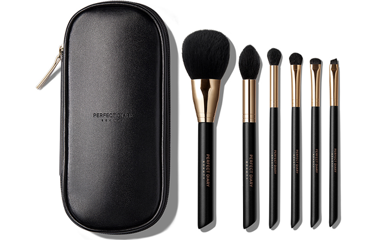 Базовый набор туристической одежды начального уровня набор кистей для макияжа 6 предметов PERFECT DIARY
Базовый набор туристической одежды начального уровня набор кистей для макияжа 6 предметов PERFECT DIARY