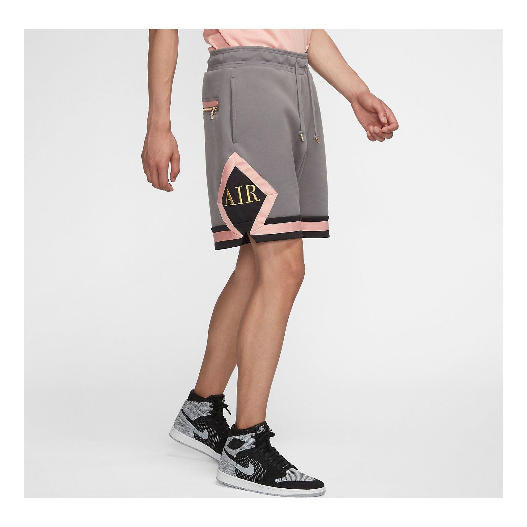 Брюки Nike AS M J REMASTERED Diamond SHO GUNSMOKE
Брюки Nike AS M J REMASTERED Diamond SHO GUNSMOKE