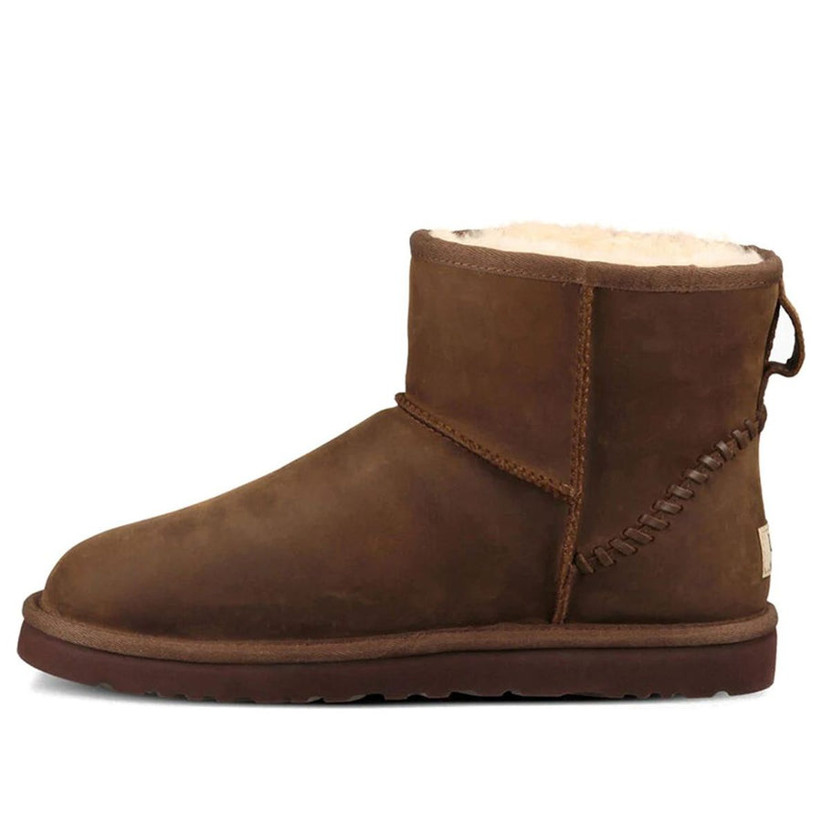 Мужские угги UGG Classic Mini замшевые с декоративной пяткой, коричневый
Мужские угги UGG Classic Mini замшевые с декоративной пяткой, коричневый