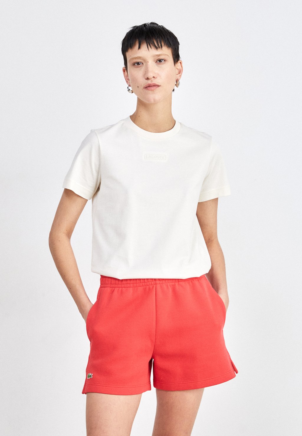 Базовая футболка Lacoste, молочный 
Базовая футболка Lacoste, молочный