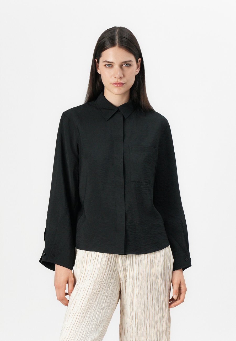 Блуза Selected Femme SLFAMARA RELAXED, Black
Блуза Selected Femme SLFAMARA RELAXED, Black