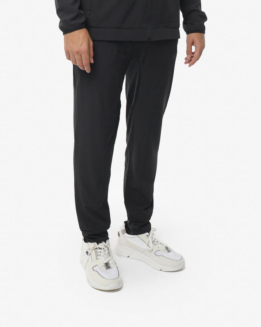 JAKED Черные синтетические спортивные брюки для мужчин
JAKED Черные синтетические спортивные брюки для мужчин